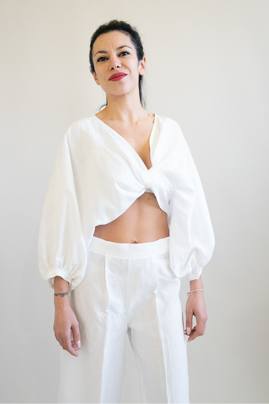 Top annodato sartoriale in puro lino Putignano