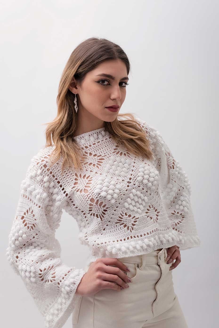Maglione in lana fatto a mano ad uncinetto...