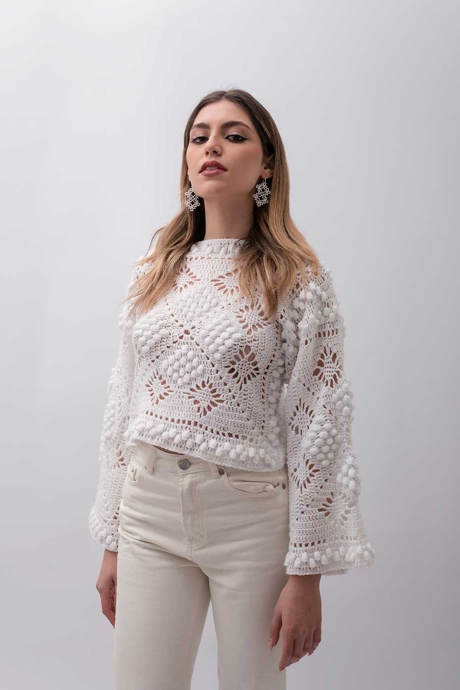 Maglione in lana fatto a mano ad uncinetto...