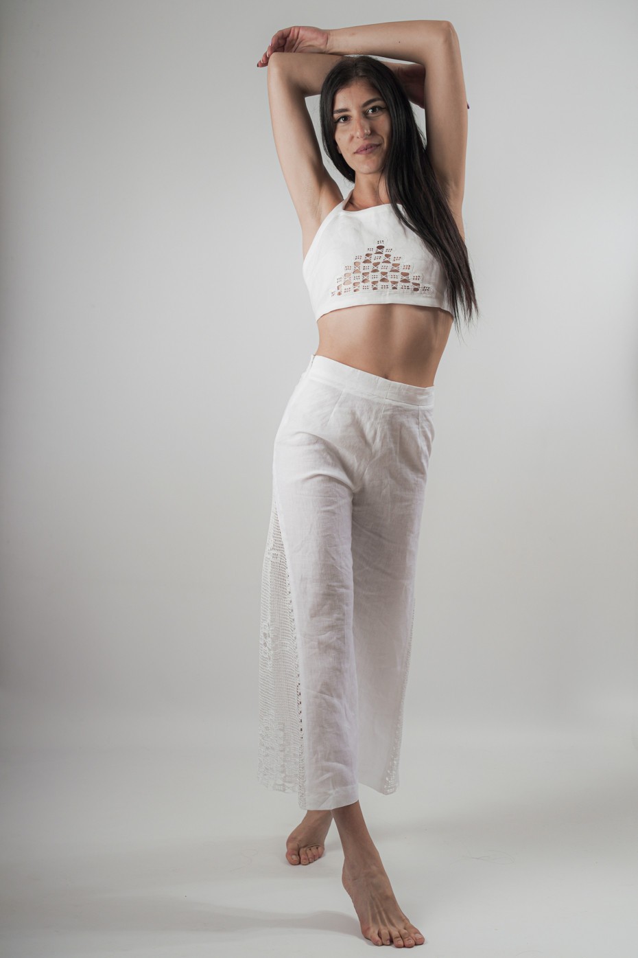 Pantalone sartoriale in puro lino con detagli...